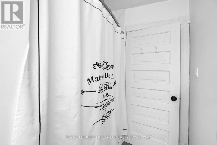 Photo 23 at 86 Kains Street, St. Thomas