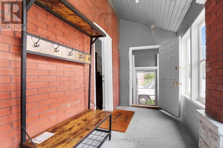 Photo 3 at 86 Kains Street, St. Thomas