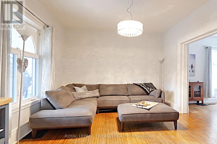 Photo 6 at 86 Kains Street, St. Thomas