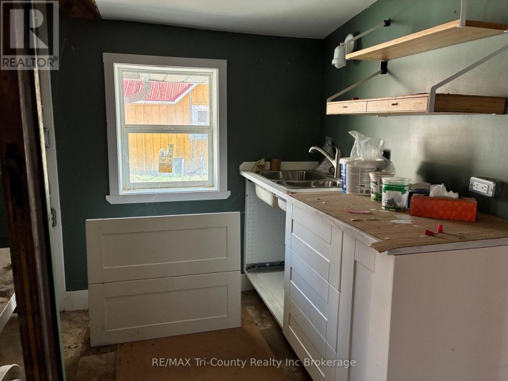 Photo 10 at 6 Bidwell Street, Tillsonburg