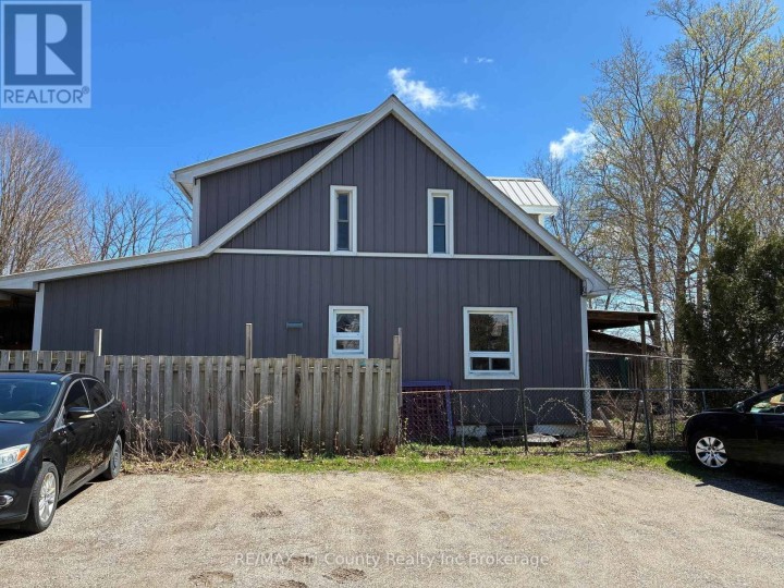 Photo 2 at 6 Bidwell Street, Tillsonburg