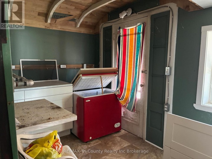 Photo 9 at 6 Bidwell Street, Tillsonburg