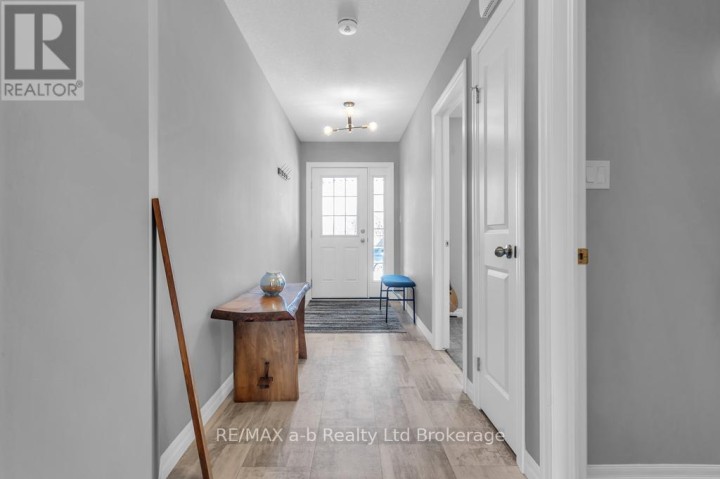 Photo 10 at 242 Wilson Avenue, Tillsonburg