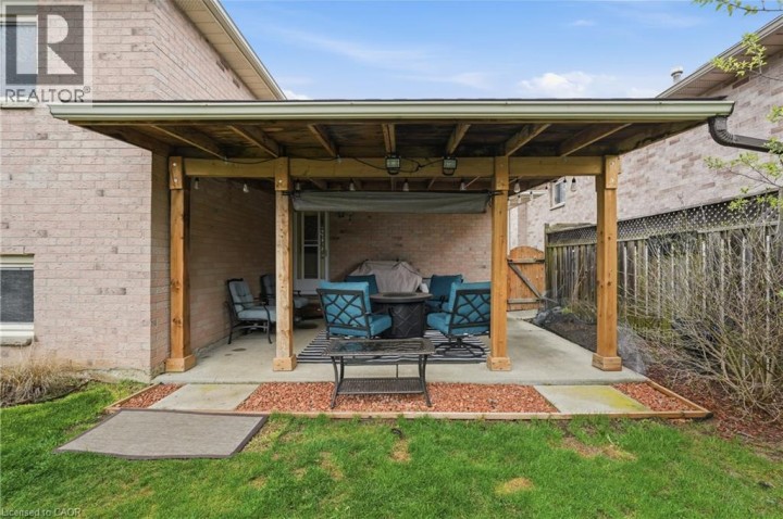 Photo 24 at 32 Hobart Crescent, Lynden Hills, Brantford