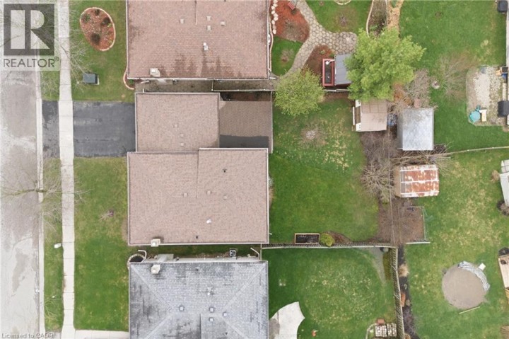 Photo 28 at 32 Hobart Crescent, Lynden Hills, Brantford