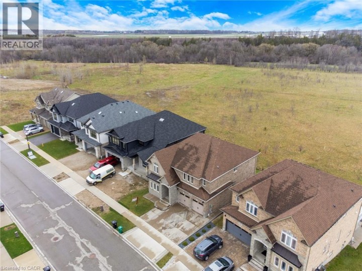 Photo 6 at 341 Rivertrail Avenue, Idlewood / Lackner Woods, Kitchener