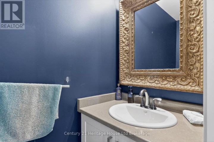 Photo 36 at 81 Graydon Drive, Mount Elgin, South-West Oxford