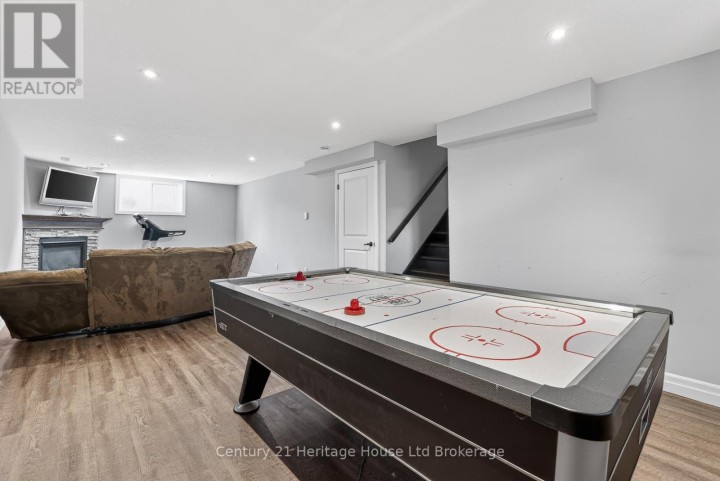 Photo 37 at 81 Graydon Drive, Mount Elgin, South-West Oxford
