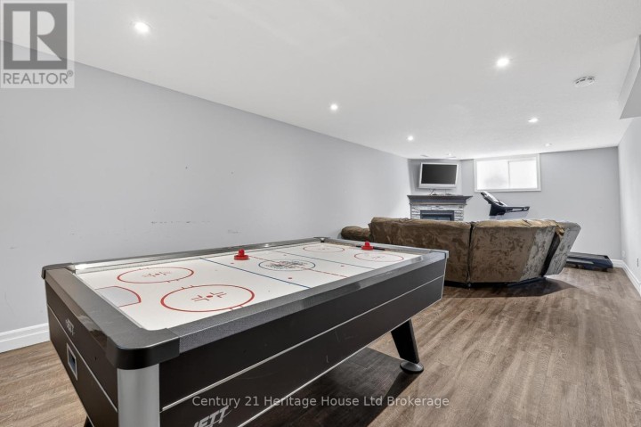 Photo 38 at 81 Graydon Drive, Mount Elgin, South-West Oxford