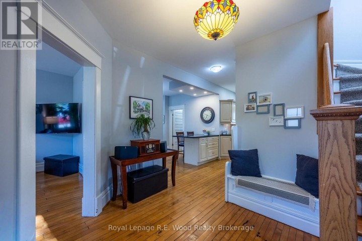 Photo 4 at 10 George Street, Tillsonburg