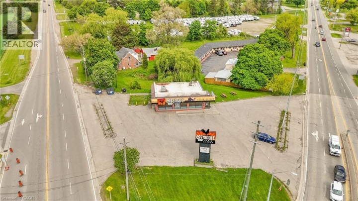 Photo 2 at 156 E Dundas Street, Innerkip, Woodstock