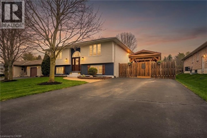 Photo 1 at 22 Lorraine Avenue, Tillsonburg