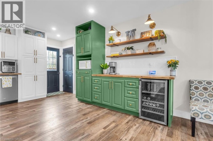 Photo 9 at 22 Lorraine Avenue, Tillsonburg