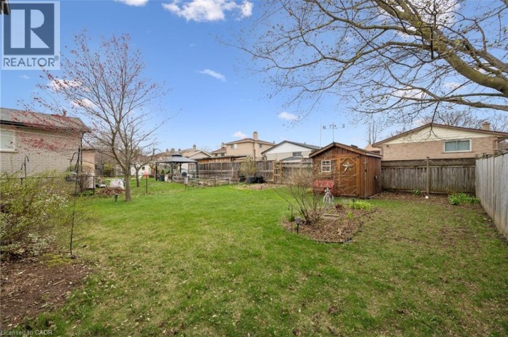 Photo 39 at 52 Tuerr Drive, Laurentian Hills / Country Hills W, Kitchener