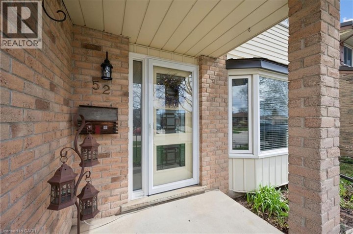 Photo 6 at 52 Tuerr Drive, Laurentian Hills / Country Hills W, Kitchener