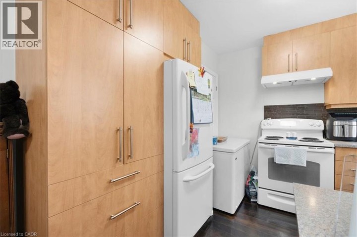 Photo 10 at 26 Wiltshire Drive, Mayfair, Brantford