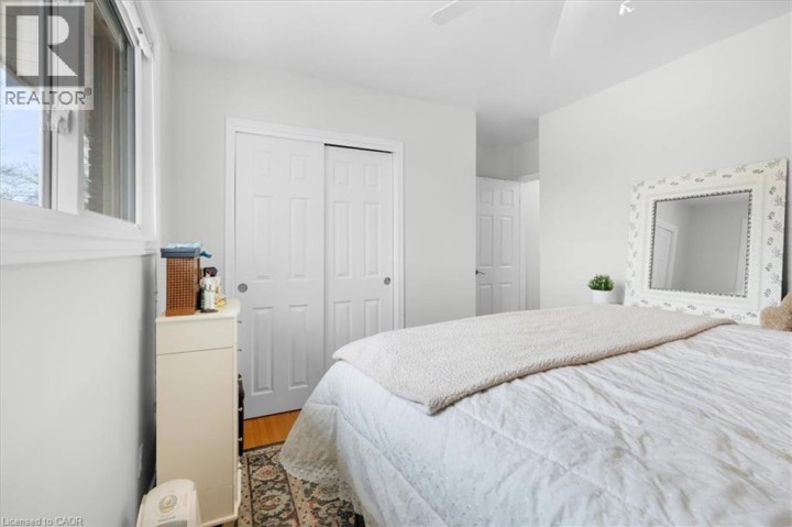 Photo 15 at 26 Wiltshire Drive, Mayfair, Brantford