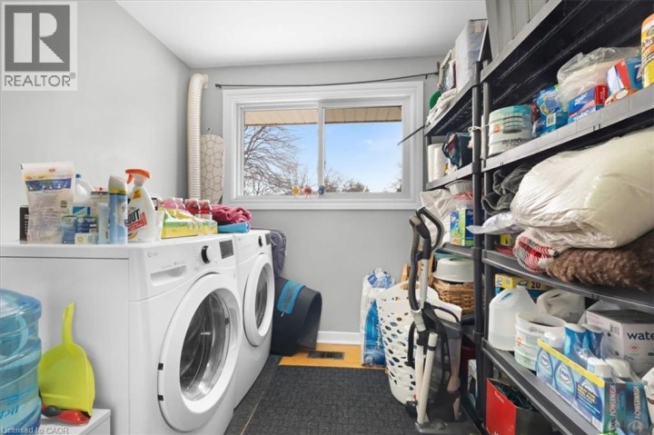 Photo 20 at 26 Wiltshire Drive, Mayfair, Brantford