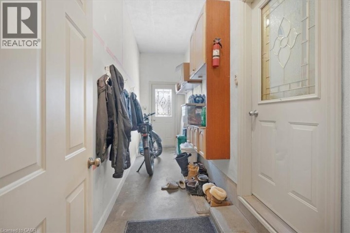 Photo 21 at 26 Wiltshire Drive, Mayfair, Brantford