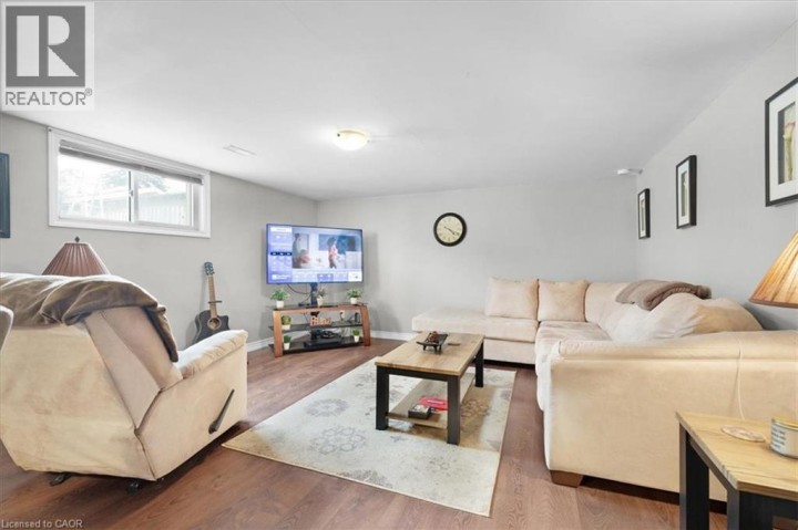 Photo 24 at 26 Wiltshire Drive, Mayfair, Brantford