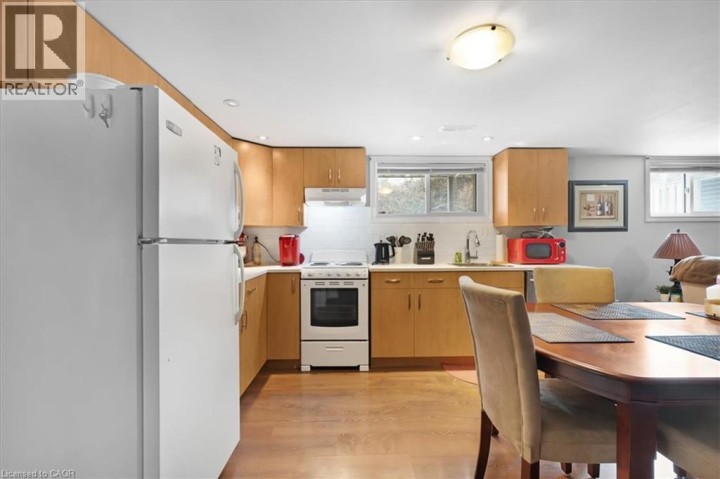 Photo 27 at 26 Wiltshire Drive, Mayfair, Brantford