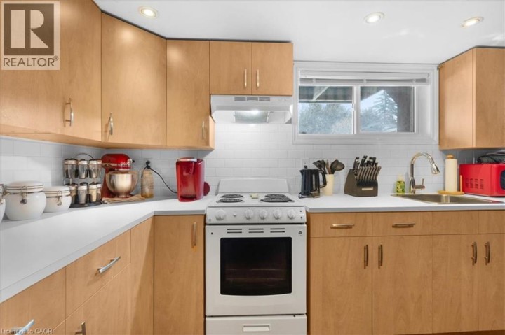 Photo 28 at 26 Wiltshire Drive, Mayfair, Brantford