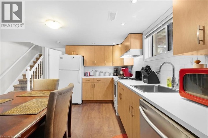 Photo 29 at 26 Wiltshire Drive, Mayfair, Brantford