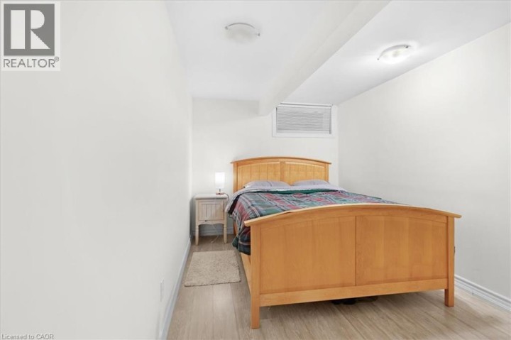 Photo 32 at 26 Wiltshire Drive, Mayfair, Brantford