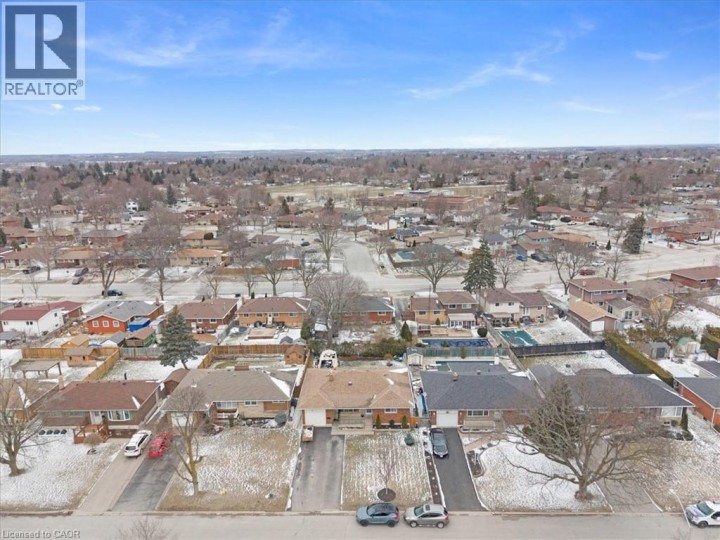 Photo 41 at 26 Wiltshire Drive, Mayfair, Brantford