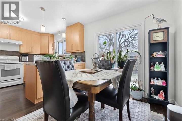 Photo 8 at 26 Wiltshire Drive, Mayfair, Brantford