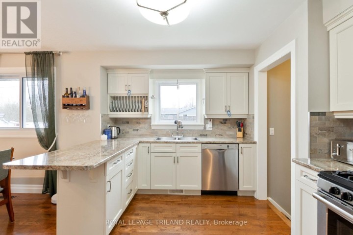 Photo 15 at 41 Dunwich Drive, St. Thomas