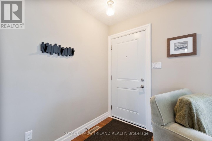 Photo 4 at 41 Dunwich Drive, St. Thomas