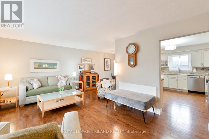 Photo 7 at 41 Dunwich Drive, St. Thomas