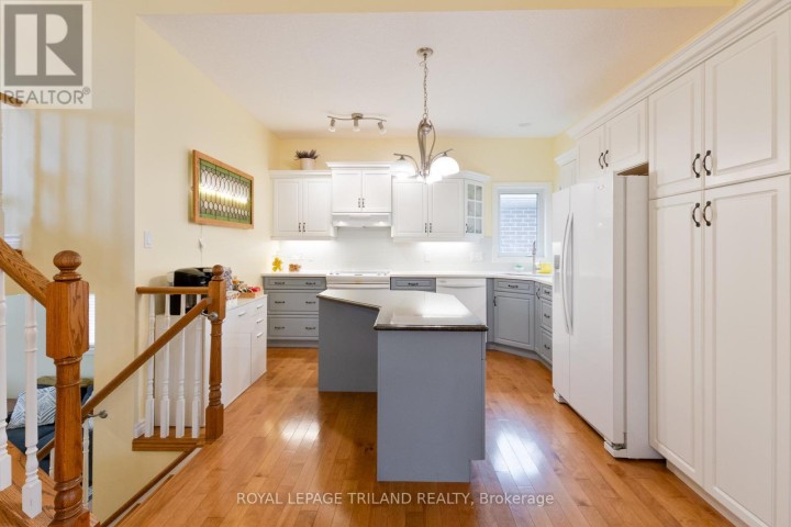 Photo 12 at 87 Pine Valley Drive, St. Thomas