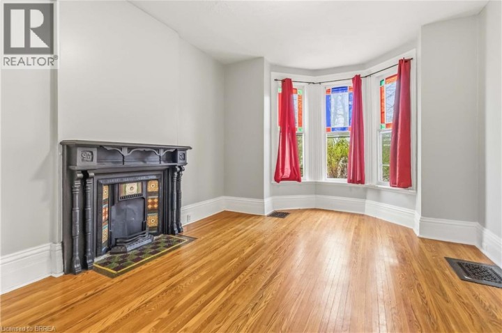 Photo 7 at 74 Pearl Street, North Ward, Brantford