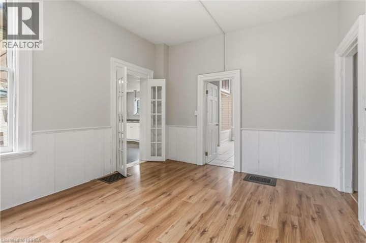 Photo 16 at 74 Pearl Street, North Ward, Brantford