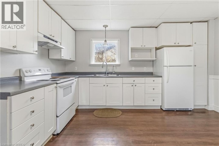 Photo 20 at 74 Pearl Street, North Ward, Brantford