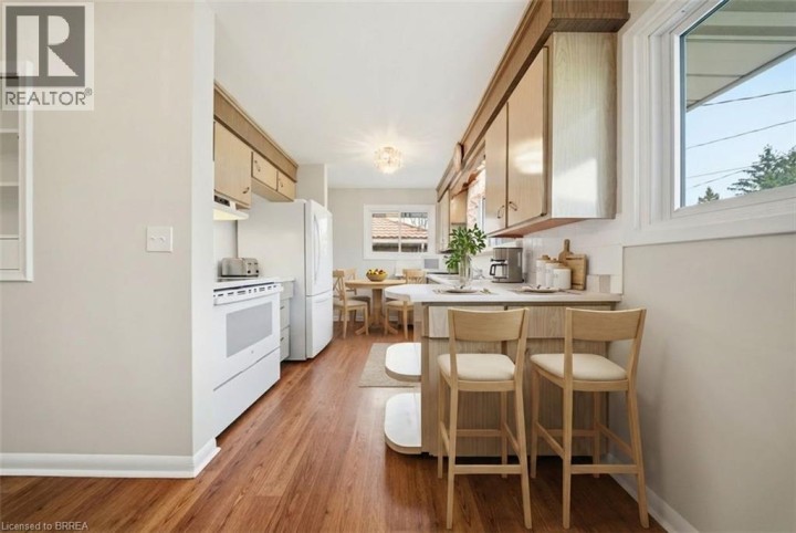 Photo 7 at 51 Graham Avenue, Lion's Park, Brantford