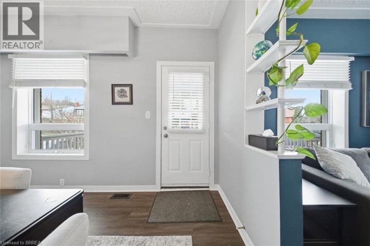 Photo 2 at 8 Carlyle Street, Old West Brant, Brantford