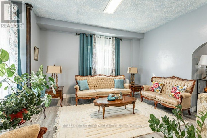 Photo 6 at 52 Princess Avenue, St. Thomas