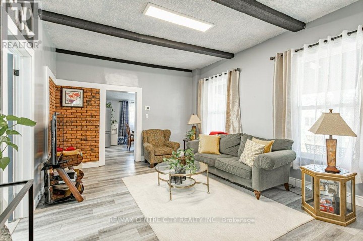 Photo 9 at 52 Princess Avenue, St. Thomas
