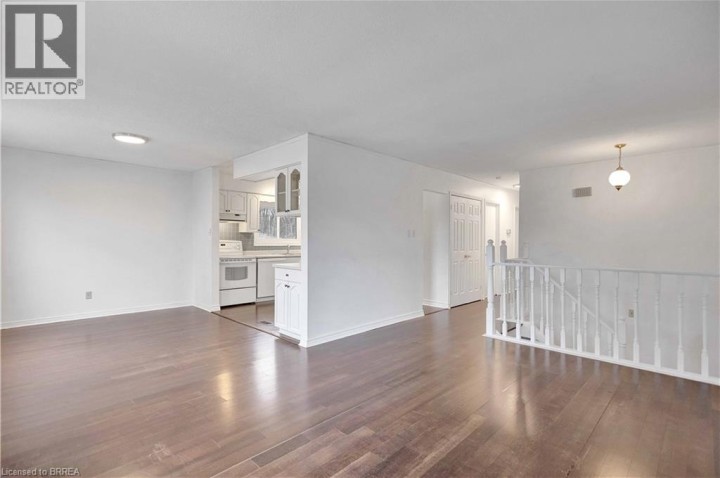 Photo 3 at 26 October Place, Cedarland, Brantford