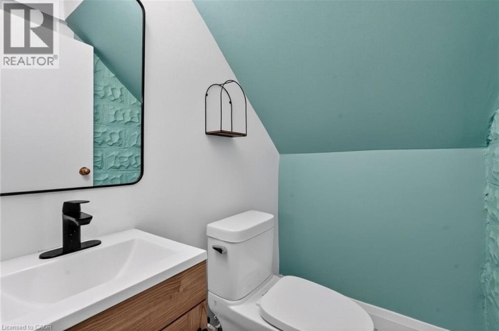 Photo 10 at 93 Walnut Street, Old West Brant, Brantford