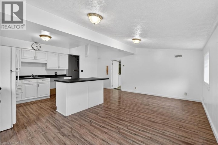 Photo 11 at 93 Walnut Street, Old West Brant, Brantford