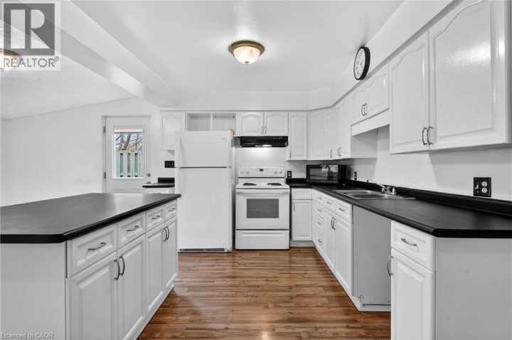 Photo 12 at 93 Walnut Street, Old West Brant, Brantford