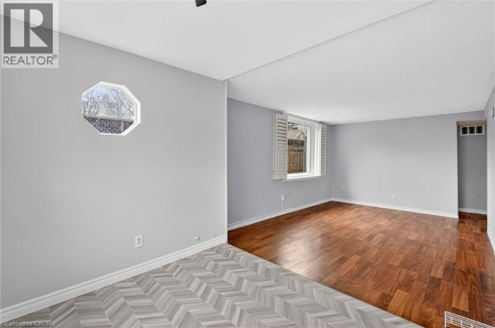 Photo 3 at 93 Walnut Street, Old West Brant, Brantford