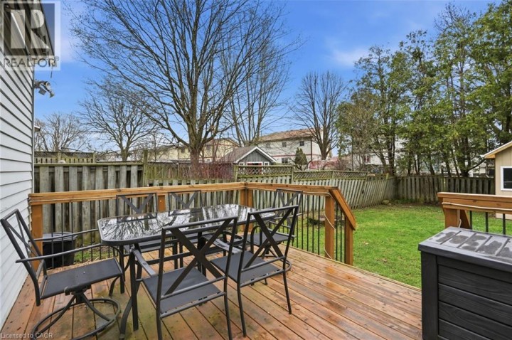 Photo 30 at 16 Enfield Crescent, Brantwood Park, Brantford