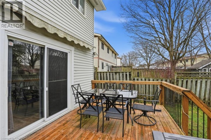 Photo 33 at 16 Enfield Crescent, Brantwood Park, Brantford