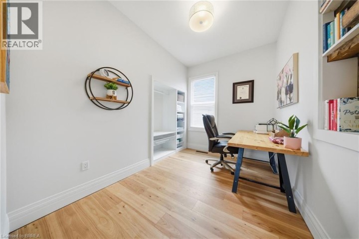 Photo 11 at 62 Walnut Street, Old West Brant, Brantford