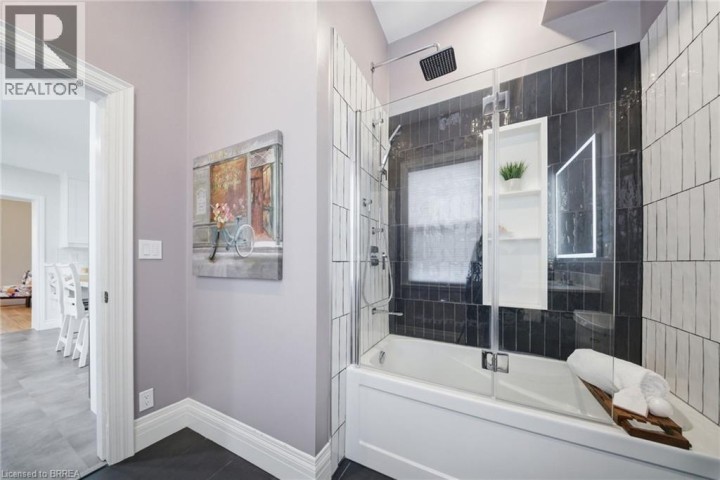 Photo 13 at 62 Walnut Street, Old West Brant, Brantford